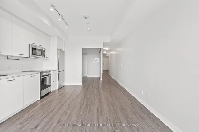 Additional image 9 of 1630 Queen St Unit 405