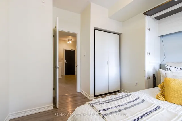 Additional image 5 of 2339 Sawgrass Dr Unit 206