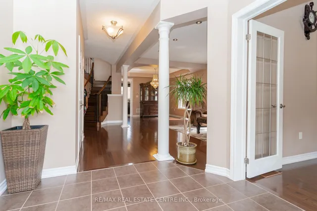 Additional image 5 of 18 Rampart Dr