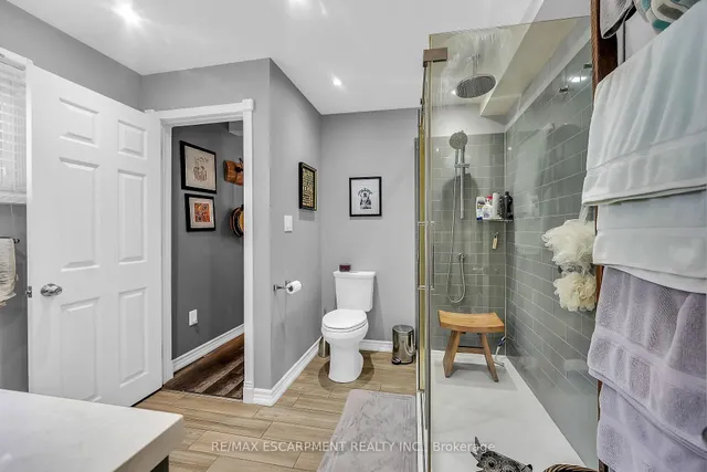 Additional image 17 of 321 East 12th St