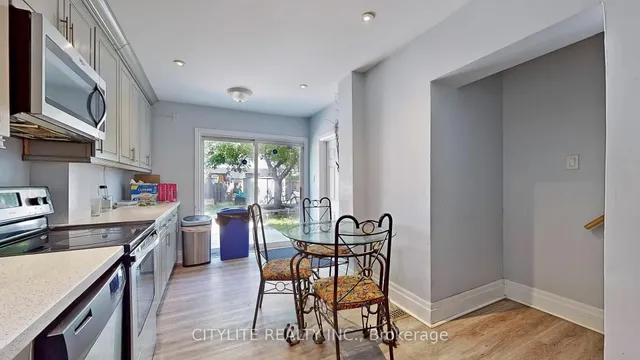 Additional image 9 of 170 Lambton Ave