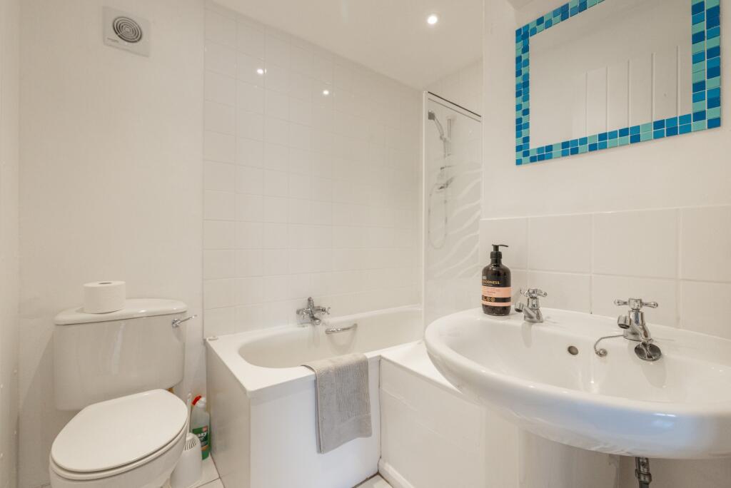 Additional image 15 of Most desirable road in Street