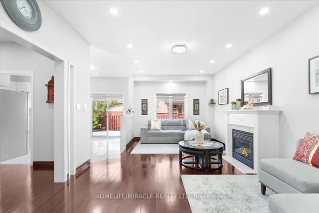 Additional image 6 of 29 Charcoal Way