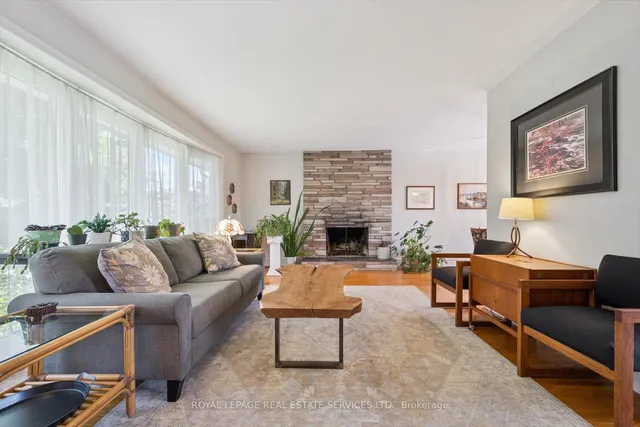 Additional image 9 of 1324 Elgin Cres