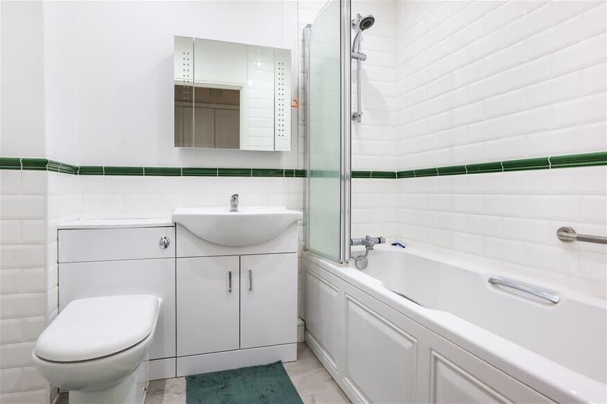 Additional image 6 of Sun Lane, Harpenden, AL5