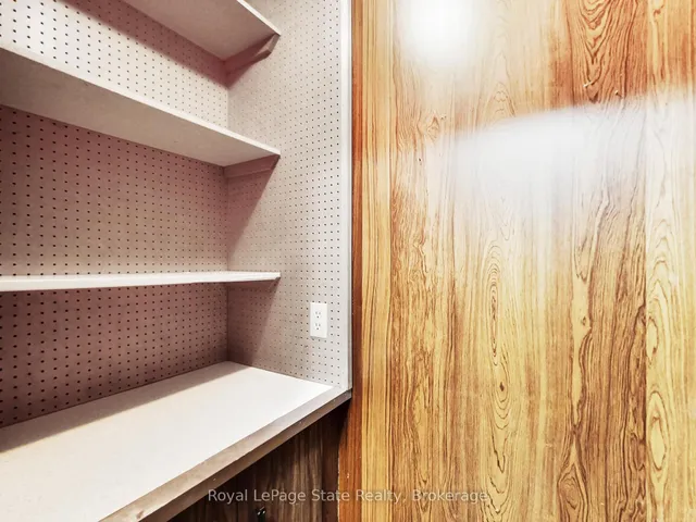 Additional image 6 of 500 Green Rd Unit 203