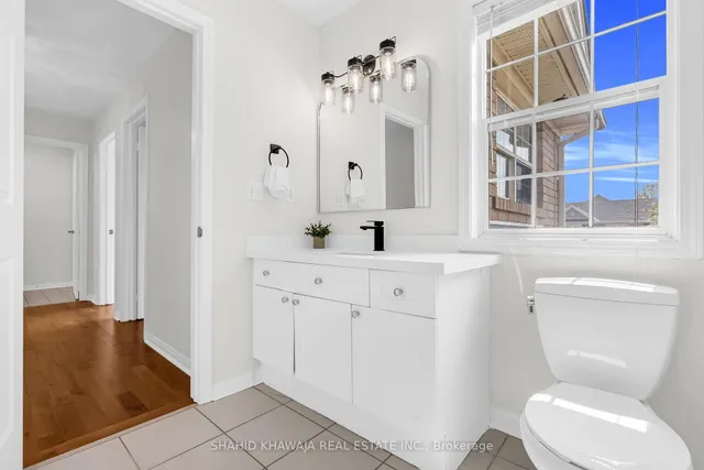 Additional image 25 of 492 Collis Crt