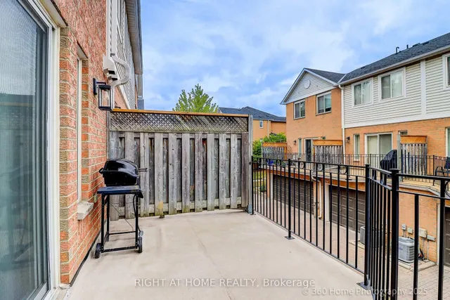 Additional image 18 of 83 Mondeo Dr Unit 290