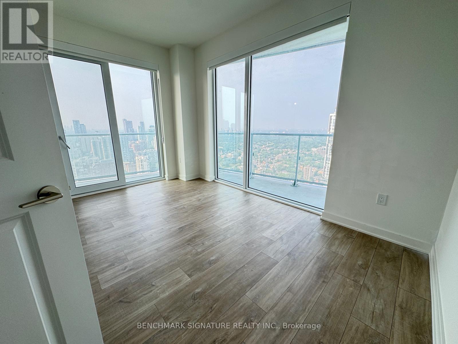 4504 - 100 DALHOUSIE STREET|Toronto (Waterfront Communities), Ontario M5B0C7
