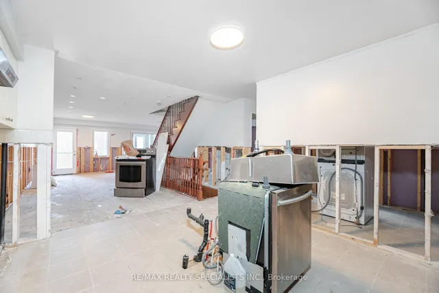 Additional image 13 of 33 Pringdale Gardens Circ