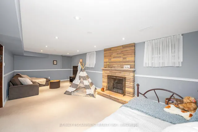 Additional image 33 of 1355 Edgeware Rd