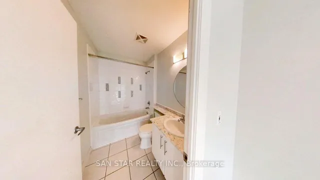 Additional image 9 of 16 Yonge St Unit 2201