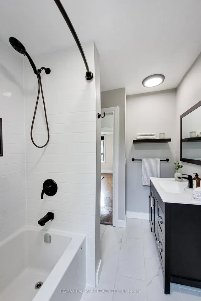 Additional image 24 of 68 Valhalla Blvd