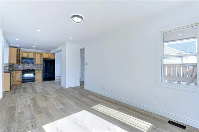 Additional image 12 of 49 Harmony Ave