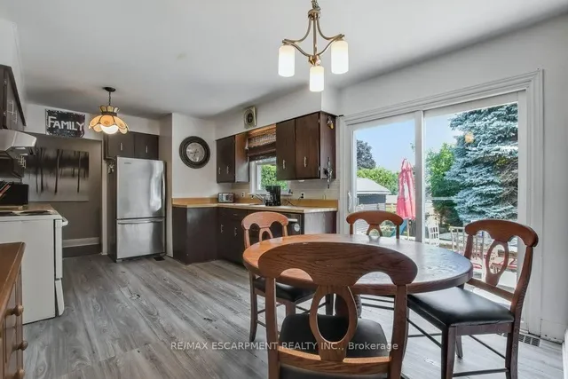 Additional image 13 of 50 Mountain Ave