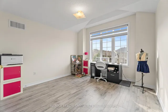 Additional image 31 of 2 Severin St