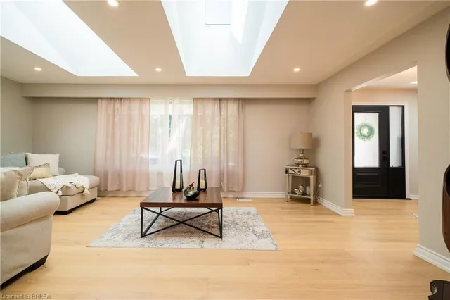 Additional image 9 of 1731 2nd Conc