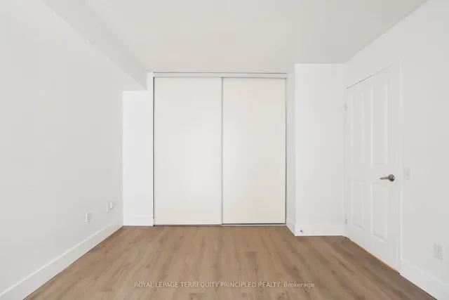 Additional image 30 of 942 Yonge St Unit 418