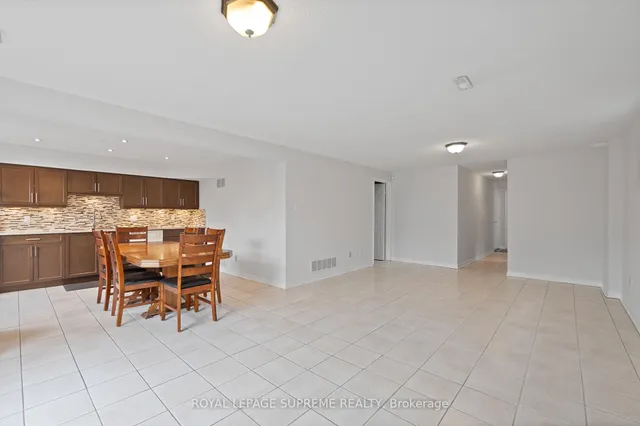 Additional image 47 of 28 Clubhouse Crt