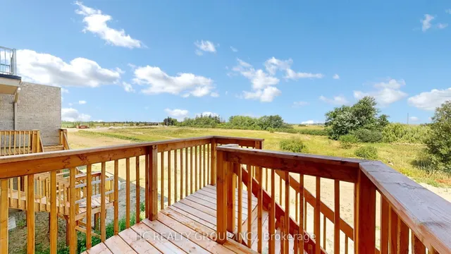 Additional image 34 of 24 Foxsparrow Rd