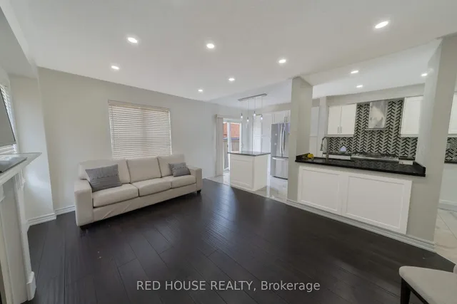 Additional image 20 of 78 Passfield Tr