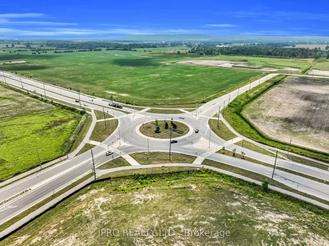 Additional image 40 of 564 Bessborough Dr