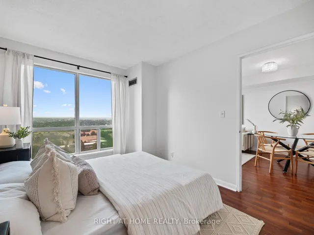 Additional image 17 of 18 Lee Centre Dr Unit 2013