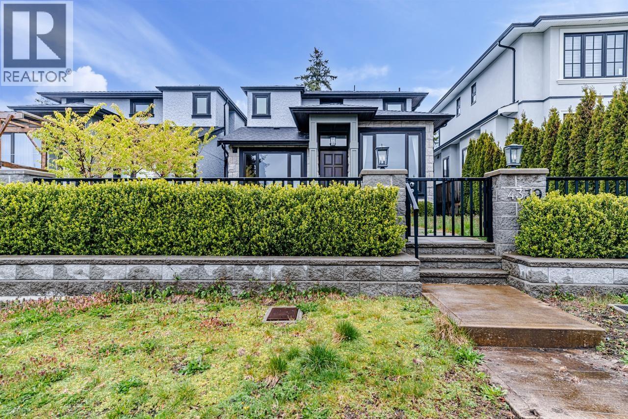 43xx GRETA STREET|Burnaby, British Columbia V5J1N9