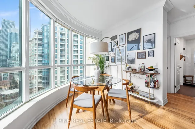 Additional image 19 of 2083 LakeShore Blvd Unit 1112