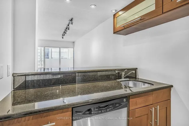 Additional image 8 of 44 Gerrard St Unit 1609