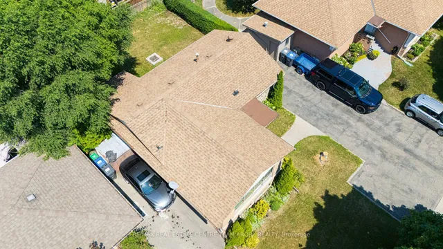 Additional image 4 of 28 Burgby Ave