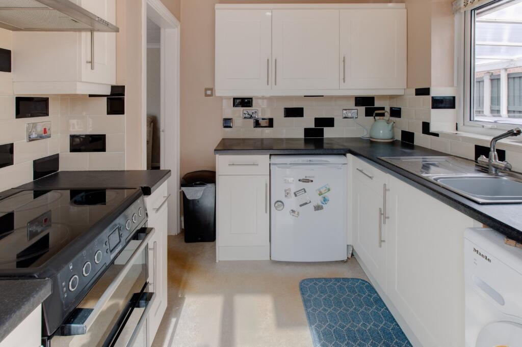 Additional image 4 of Brueton Avenue, Bromsgrove, Worcestershire, B60