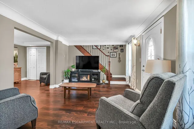 Additional image 8 of 533 Cochrane Rd