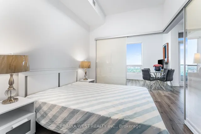 395 Bloor St Unit 5005