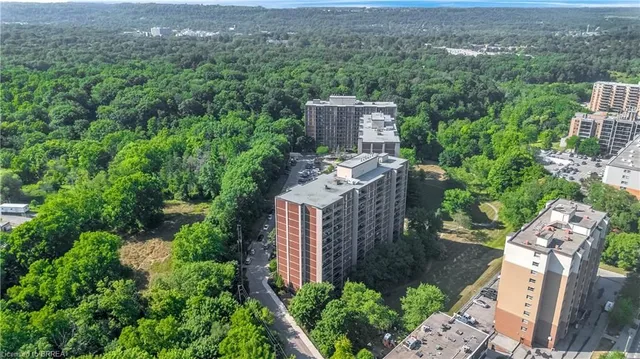 Additional image 37 of 1964 Main St Unit 507