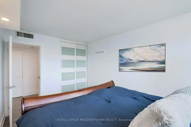 Additional image 28 of 1333 Bloor St Unit 805