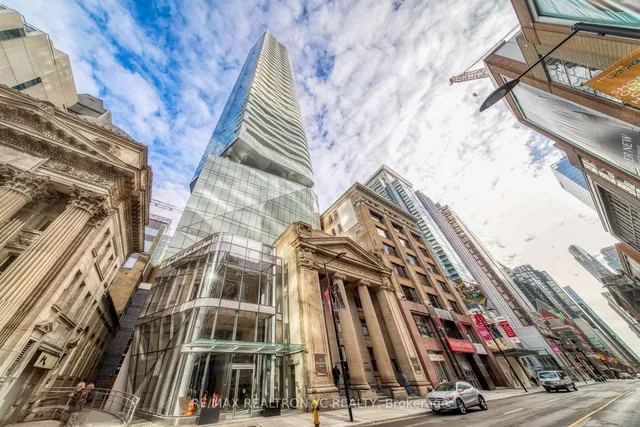 Additional image 31 of 197 Yonge St Unit 5104