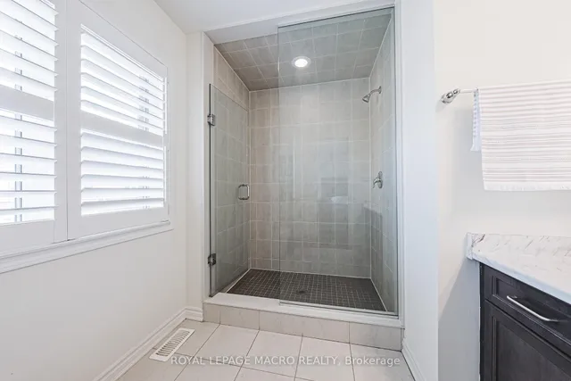 Additional image 25 of 728 Kennedy Circ