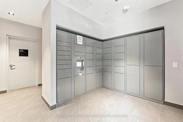 Additional image 38 of 34 TUBMAN Ave Unit 305