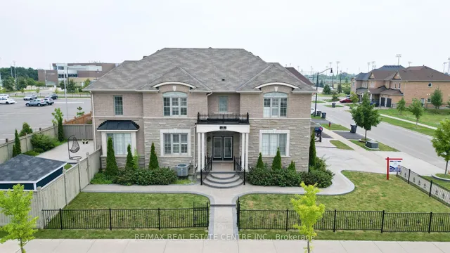 Additional image 48 of 2 Buchanan Cres