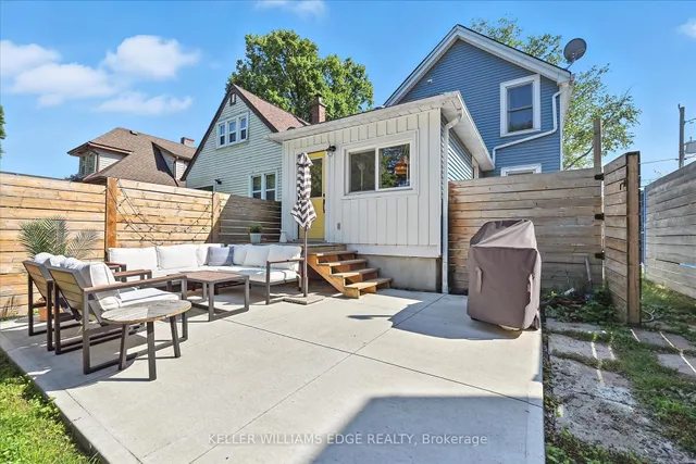 Additional image 33 of 94 Royal Ave