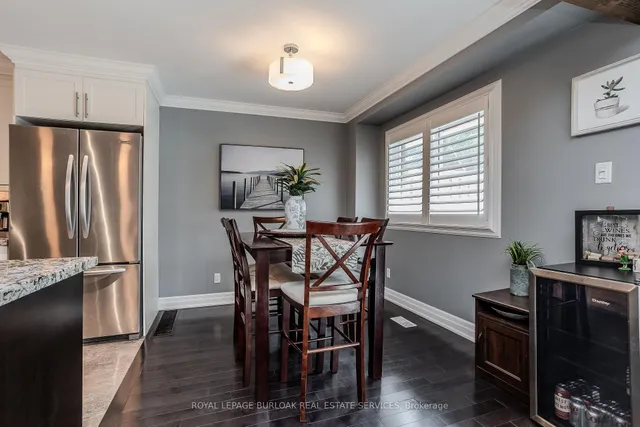 Additional image 16 of 447 Woodview Rd Unit 3