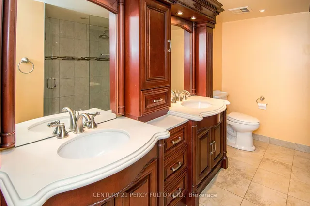 Additional image 11 of 5 Concorde Pl Unit 2105