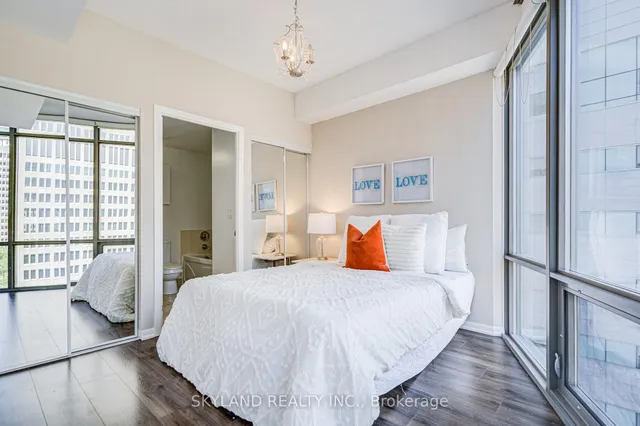 Additional image 13 of 832 Bay St Unit 805