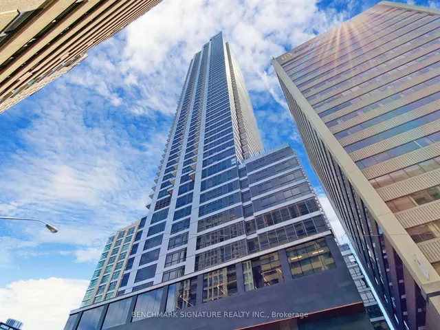 Additional image 4 of 395 Bloor St Unit 3705