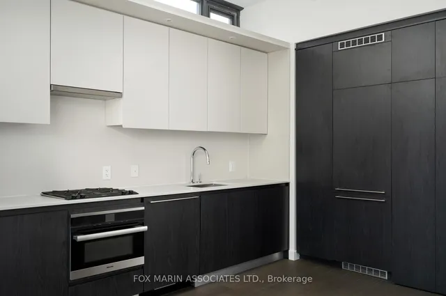 Additional image 7 of 81 Wellesley St Unit 1107