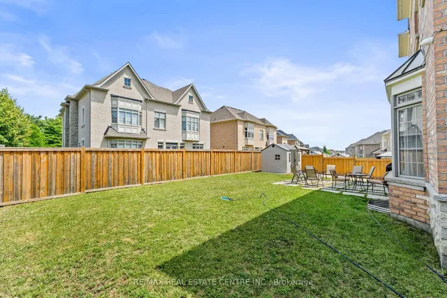 Additional image 39 of 1 Astrantia Way