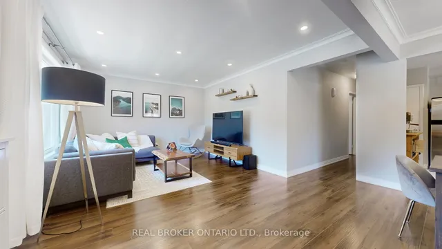 Additional image 4 of 1290 Kipling Ave