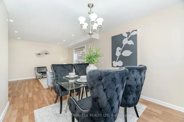 Additional image 8 of 27 Jay St