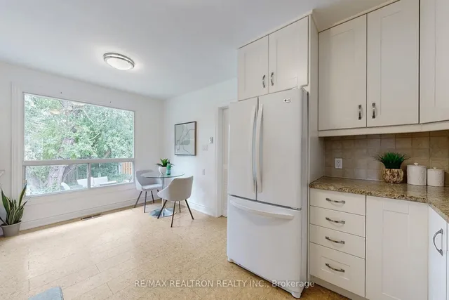 Additional image 14 of 87 Valentine Dr